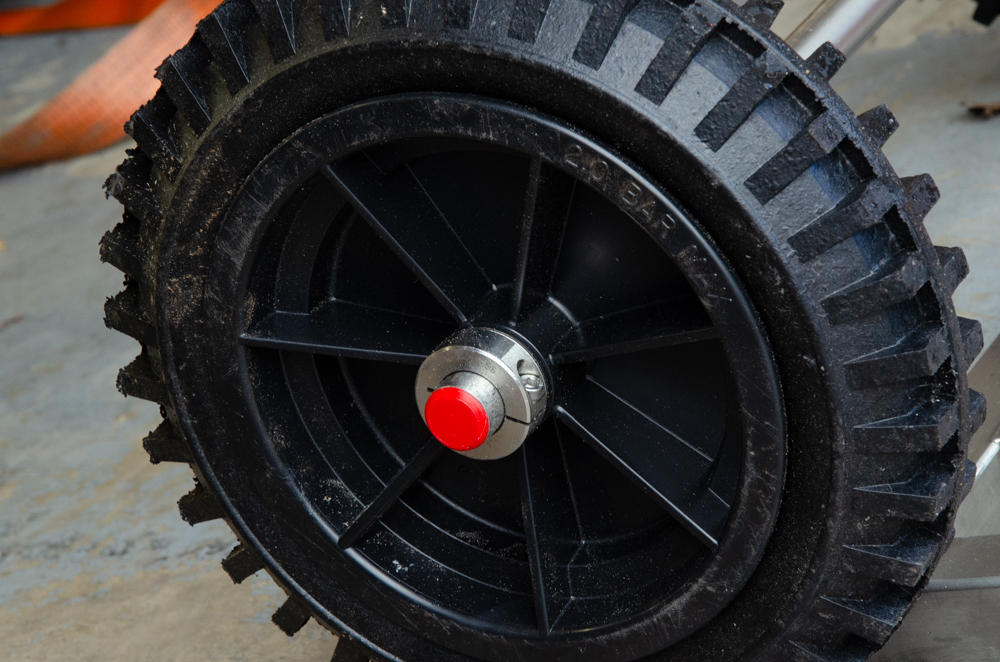 Small pump trolley system